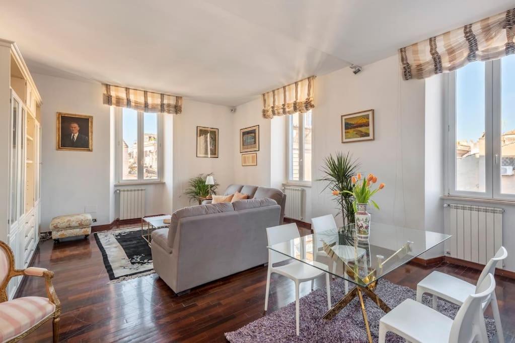 Stunning Center Rome Apartment Εξωτερικό φωτογραφία